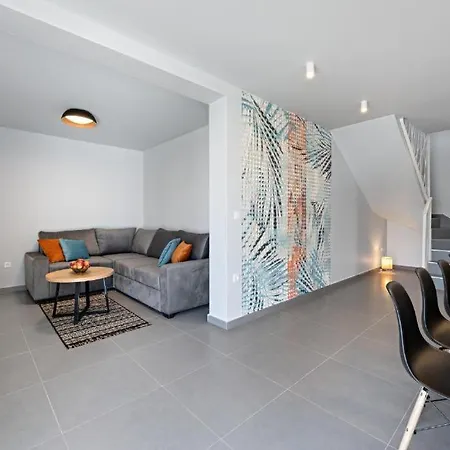 Apartamento Aquarelle No 2&4 Primošten