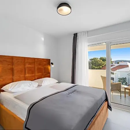 Aquarelle No 2 And 4 * 普利莫顿