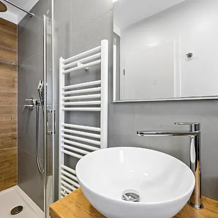 Aquarelle No 2 And 4 公寓 普利莫顿