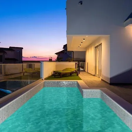 Aquarelle No 2 And 4