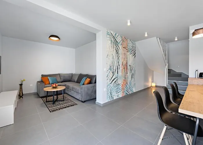 アパート Aquarelle No 2 And 4 プリモシュテン